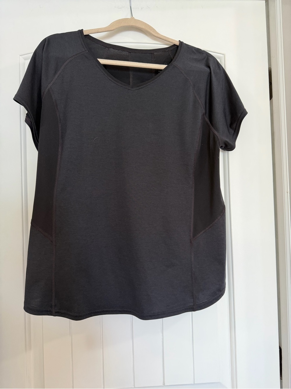 tek gear Black  V‑Neck Short Sleeve Performance Tee